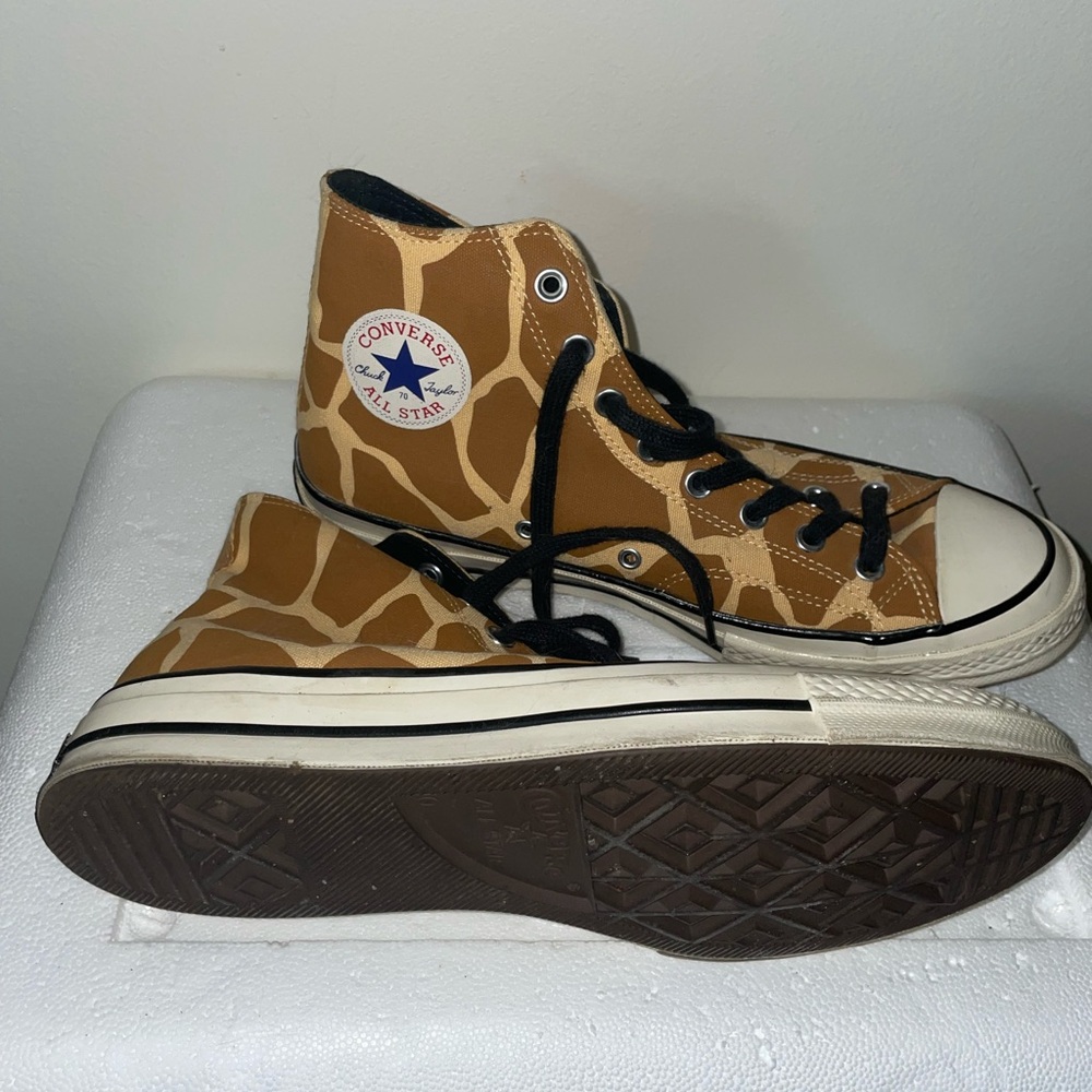 Converse chuck Taylor high top giraffe print